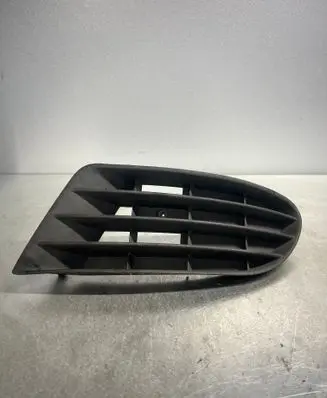 Front bumper lower grill