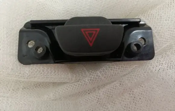 Ford Fusion Hazard light switch 13A350AC