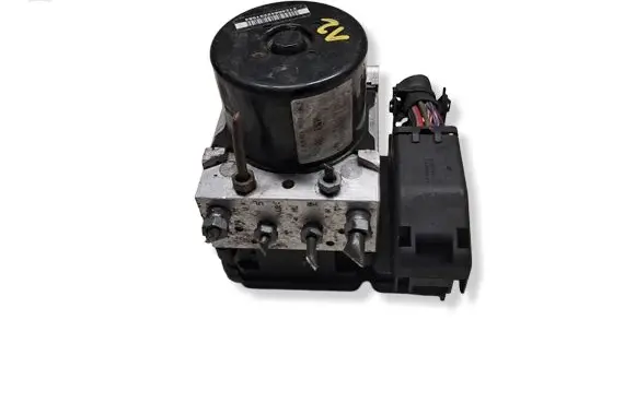Mercedes-Benz C W204 ABS Pump A2044313812