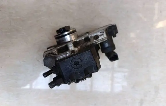 Honda Accord Fuel injection high pressure pump 0445010093