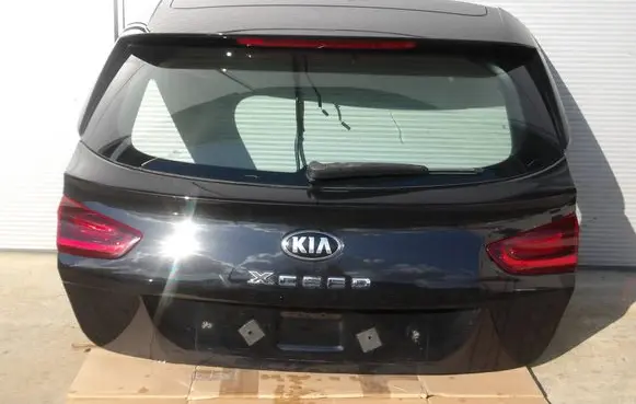 KIA Xceed Truck tailgate 