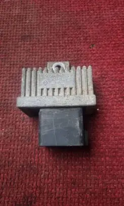 Renault Espace - Grand espace IV Glow plug pre-heat relay 7700115078