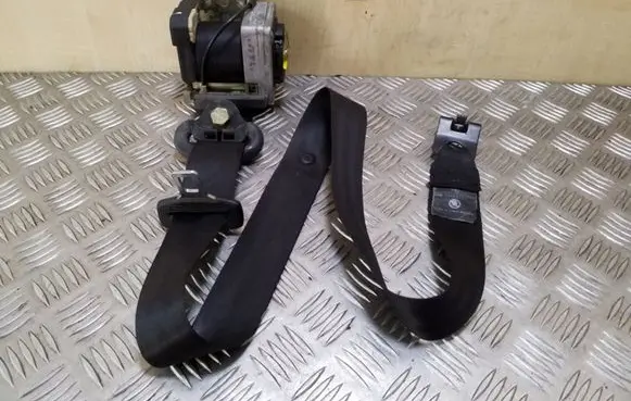 Skoda Octavia Mk1 (1U) Front seatbelt 1U4857701C 00064785