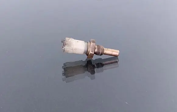 Coolant temperature sensor