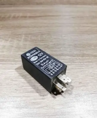 Audi 80 90 B3 Other relay 893919082A