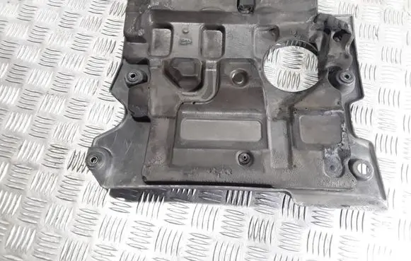 Toyota Avensis Verso Engine cover (trim)