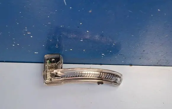 Renault Kadjar Mirror indicator light 12993280 963021905R