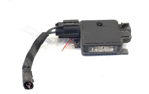 Ford Mondeo MK IV Fan control module 940002904