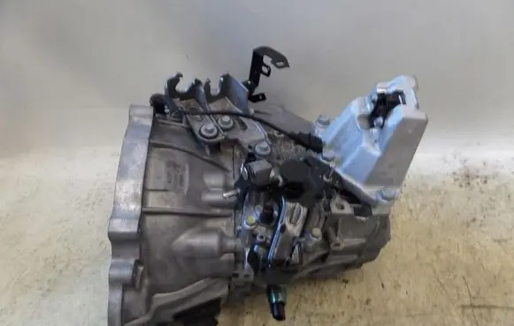 KIA Rio Manual 5 speed gearbox WGW6
