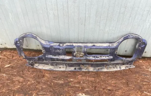 Renault Twingo I Top upper radiator support slam panel 
