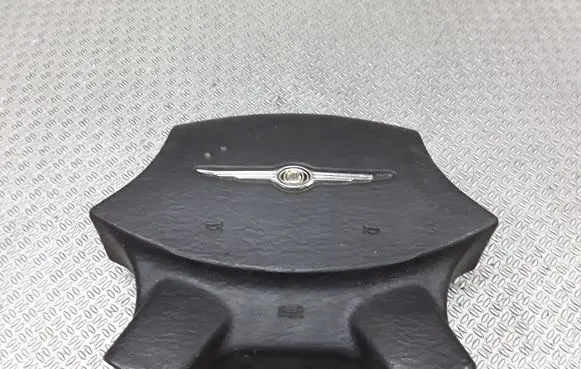 Chrysler Pacifica Steering wheel airbag 6002528