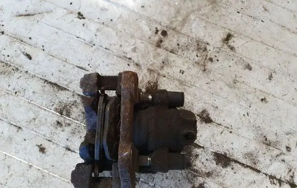 Toyota Aygo AB10 Rear brake caliper NOCODE