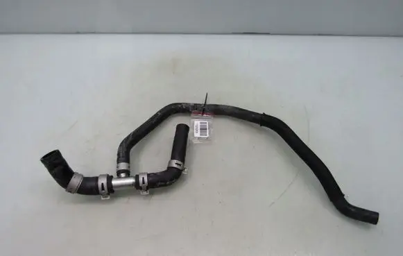 Nissan Qashqai J12 Engine coolant pipe/hose 1321821