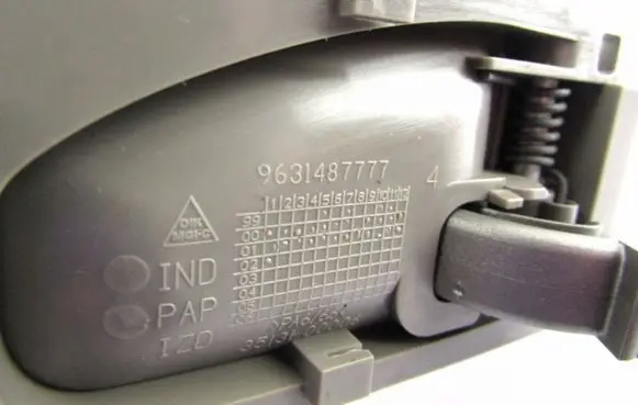 Citroen Xsara Picasso Rear door interior handle 9631487777