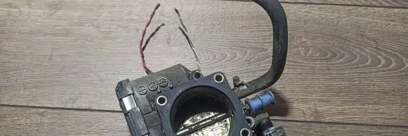 Audi A4 S4 B7 8E 8H Throttle valve 078133062b