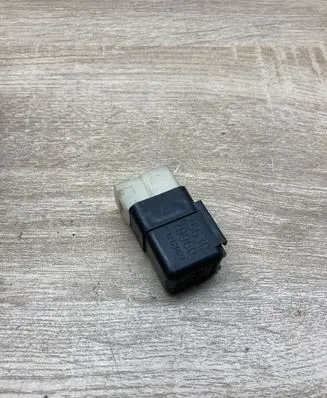 Nissan Primera Other relay 2563079960
