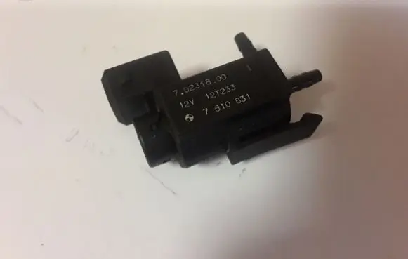 BMW 5 F10 F11 Turbo solenoid valve 70231800 7810831