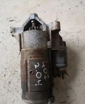 Peugeot 407 Starter motor 9646972280