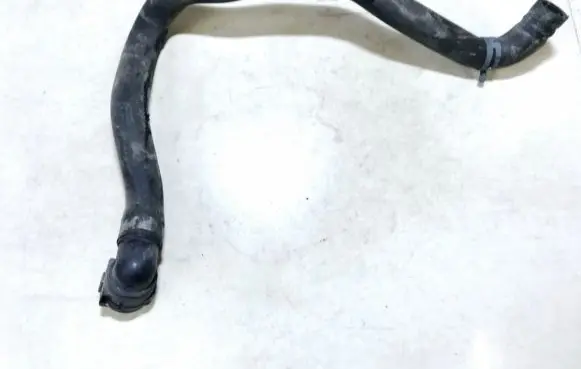Audi A4 S4 B5 8D Engine coolant pipe/hose