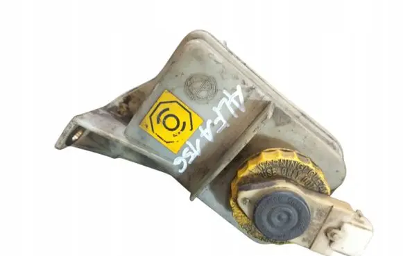 Alfa Romeo 156 Brake fluid reservoir B10399