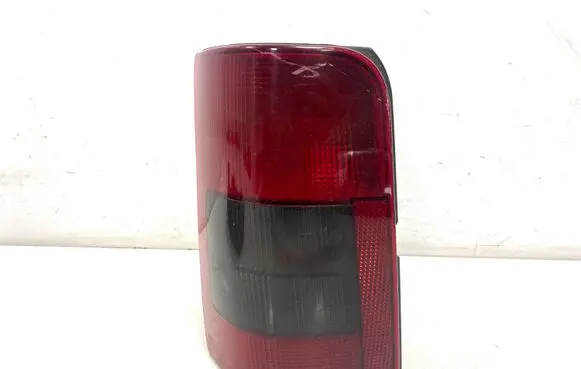 Peugeot Partner Rear/tail lights 085521909L 085521922L 01552190922LR