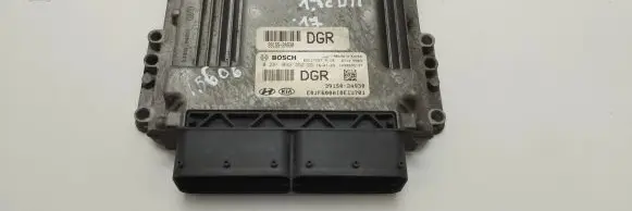 KIA Optima Engine control unit/module 391502A930 391552A930 0281032352