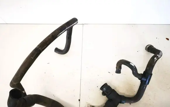 Mitsubishi Space Star Engine coolant pipe/hose mr913022