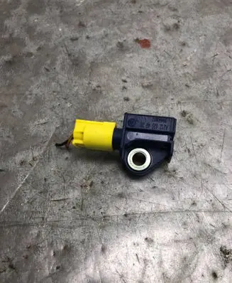Mercedes-Benz E W212 Airbag deployment crash/impact sensor A2128204926BILI A2128204926