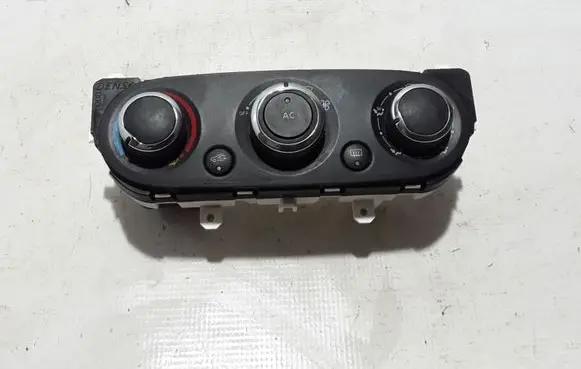 Renault Captur Air conditioner control unit module 275107353R