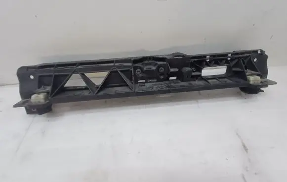 Top upper radiator support slam panel