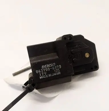 Toyota Avensis T250 Air flap motor/actuator 0637006870