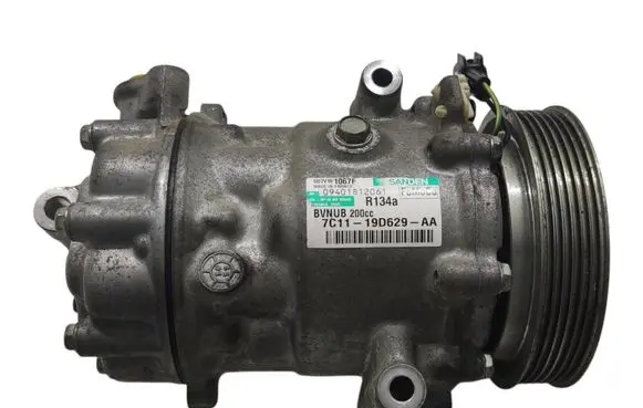 Ford Transit Air conditioning (A/C) compressor (pump) 7C1119D629AA