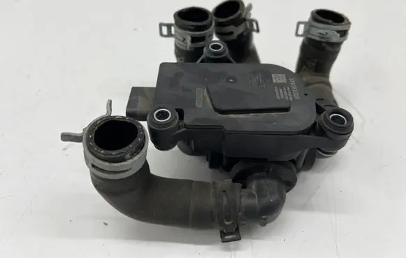 Porsche Taycan 9J1 Electric auxiliary coolant/water pump 5810R1003