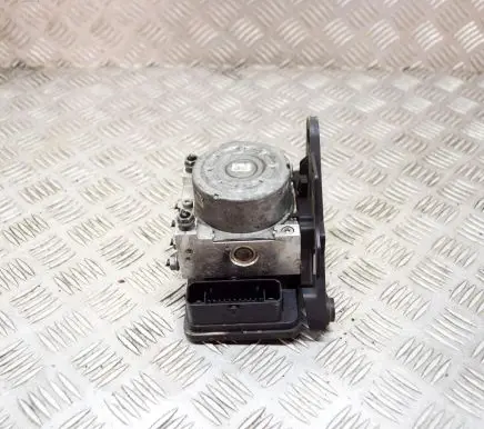 Skoda Octavia Mk3 (5E) ABS Pump 3Q0907379C 28515471163
