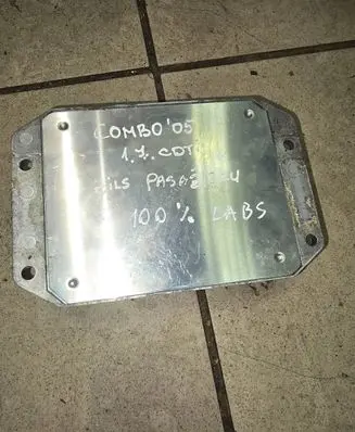 Opel Combo C Engine control unit/module 8980215700 98021570 1125000210