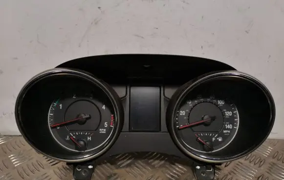 Jeep Grand Cherokee Speedometer (instrument cluster) P56046424AC