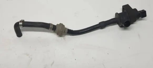 Volvo V70 Vacuum valve 8653857 3268P3 6G9N9C915