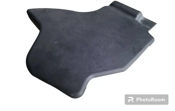 Audi A6 S6 C5 4B Air filter box cover 4B0133849