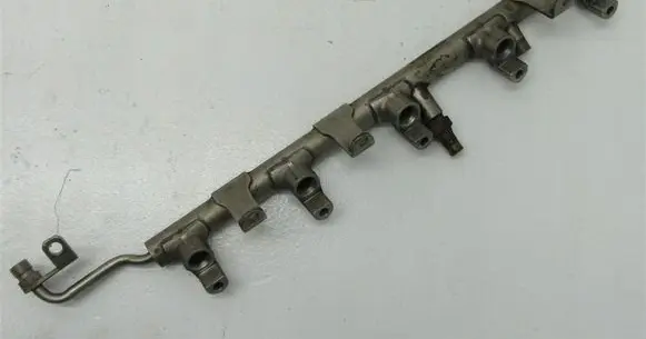 Audi A6 C7 Fuel main line pipe