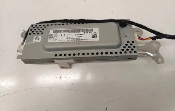 Tesla Model 3 Radio/CD/DVD/GPS head unit 107975500E