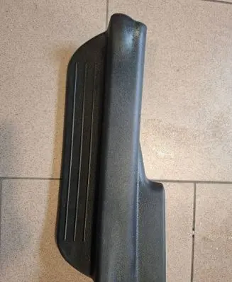 KIA Ceed Rear sill trim cover 85877-1H000
