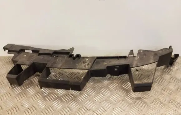 Land Rover Range Rover Sport L320 Front bumper mounting bracket AH321752BA