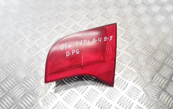 Audi A4 S4 B7 8E 8H Tailgate rear/tail lights 8E9945094