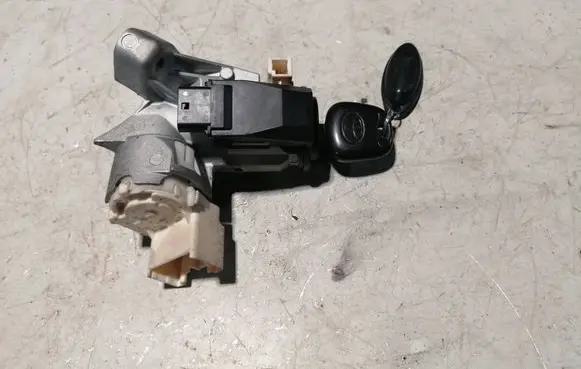 Toyota Yaris Ignition lock N0502241 N0502241256B
