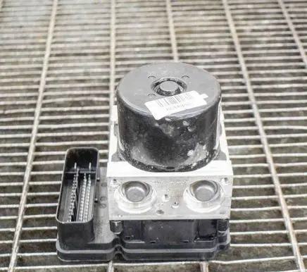 Volvo V40 ABS Pump 28561140313 10096104243