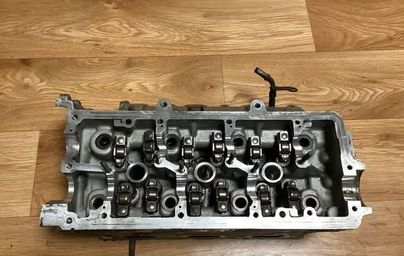 Audi A6 S6 C6 4F Engine head 059354