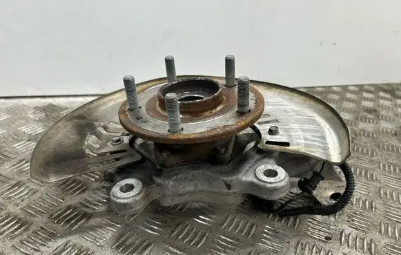 Chrysler Pacifica Front wheel hub 68189018AB
