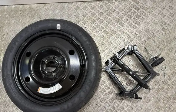 Ford Explorer V R18 spare wheel 5F9A17A078AA CU5A1A479CA 5F931A390AC