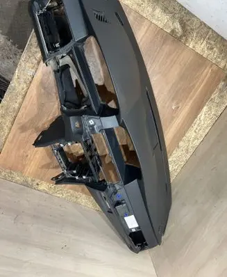 BMW 5 E60 E61 Dashboard 6976421