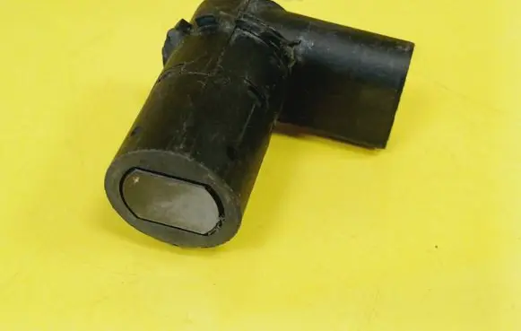 Audi A3 S3 8L Parking PDC sensor 4B0919275